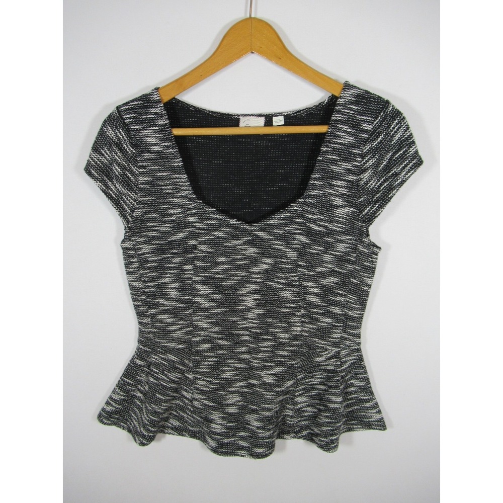Anthropologie Peplum Top Women Medium Cap Sleeve Black/White Scoop Neck